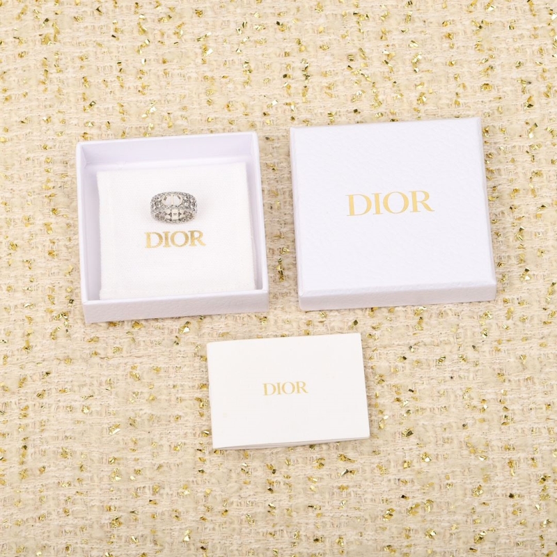 chr1st1an D10r rings